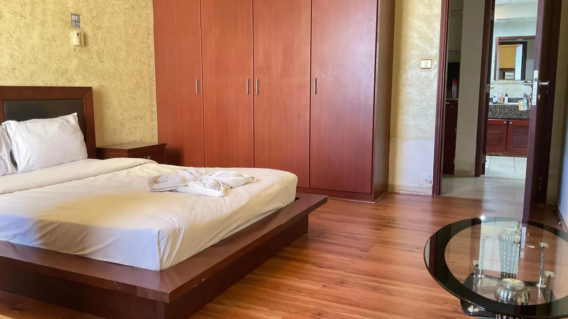 Homestay Private Rooms In Coliving Apartments In Jbr Sadaf 8 Dubai